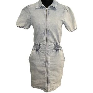 Blue Blush Light Wash Denim Mini Dress Small Puff Sleeve Smocked Waiste Zip‎ Up